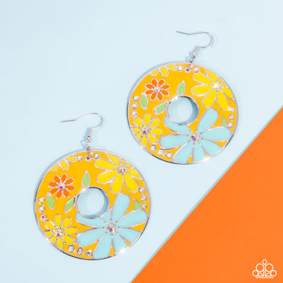 Paparazzi Embroidered Elegance - Yellow