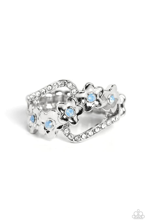 Paparazzi Ring ~ Captivating Corsage - Blue