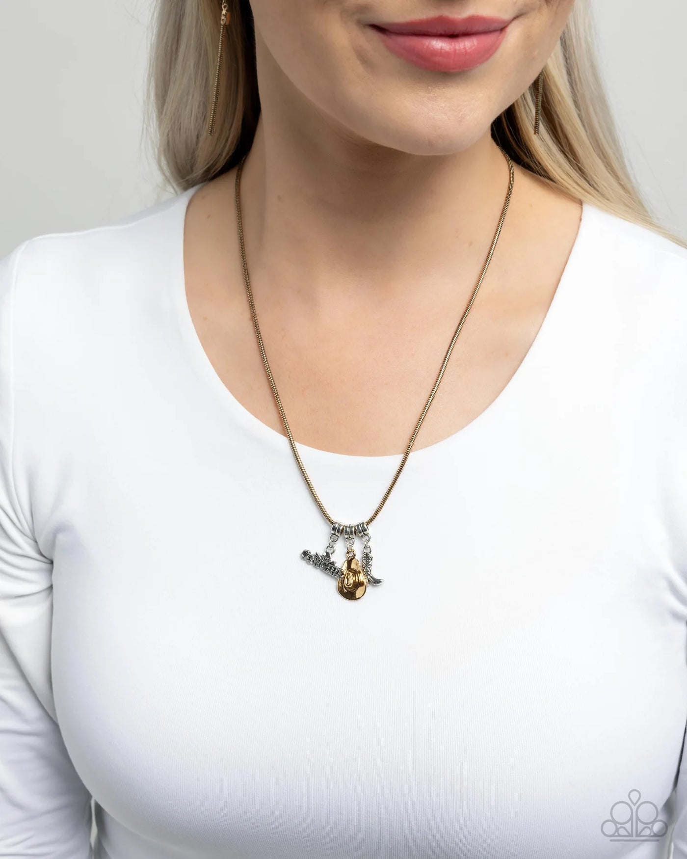 Paparazzi Boy Meets COWGIRL