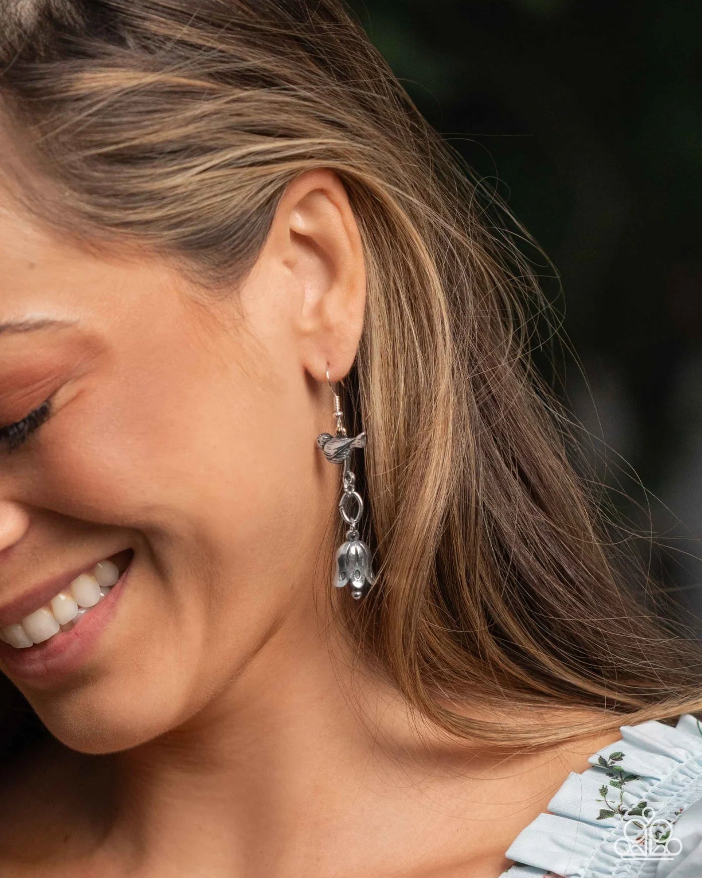 Paparazzi Balancing Bird - Silver