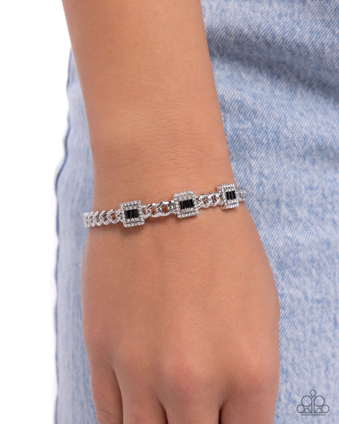 Paparazzi Suitable Squares - Black