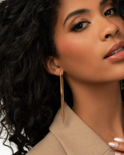 Paparazzi Trenchant Tease - Gold