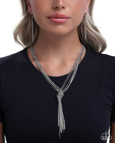 Paparazzi Twisted Tapestry - White