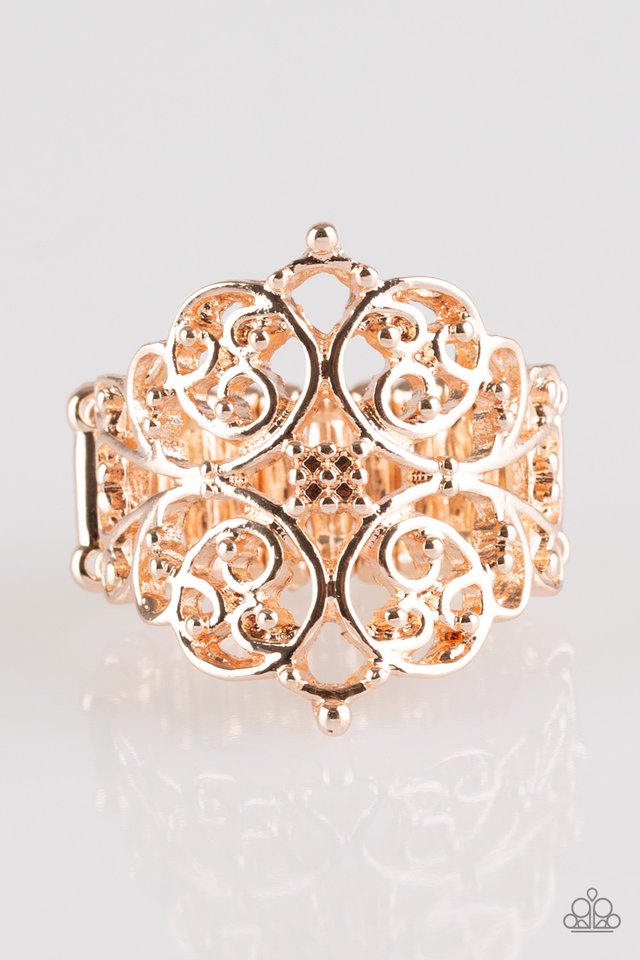 Paparazzi Victorian Valor - Rose Gold Ring