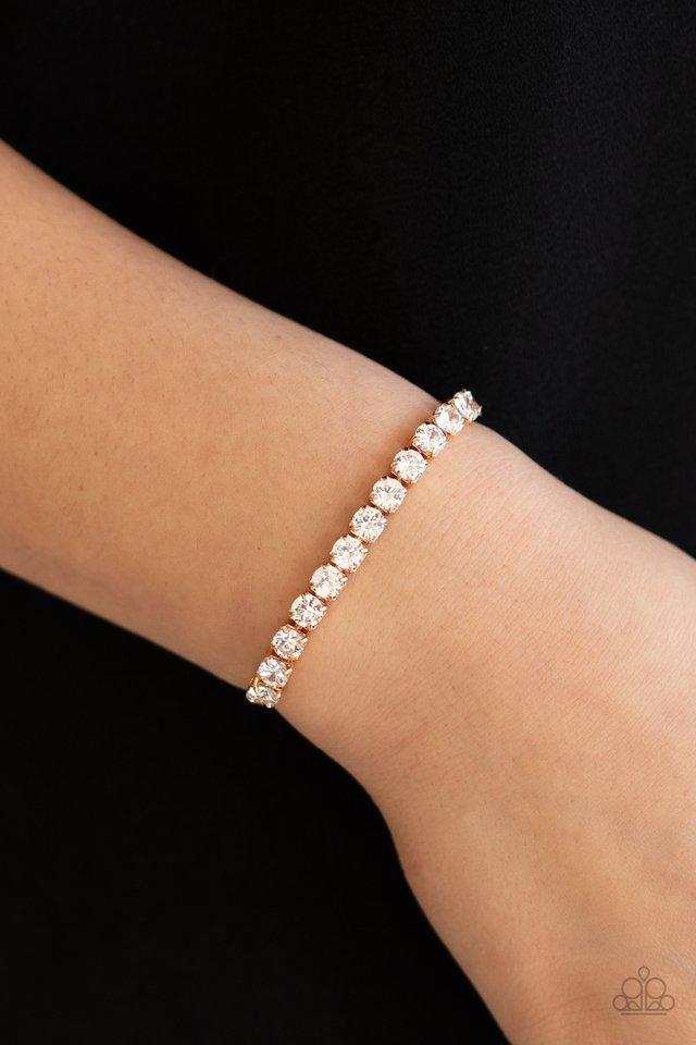 Paparazzi Red Carpet Rival- Gold