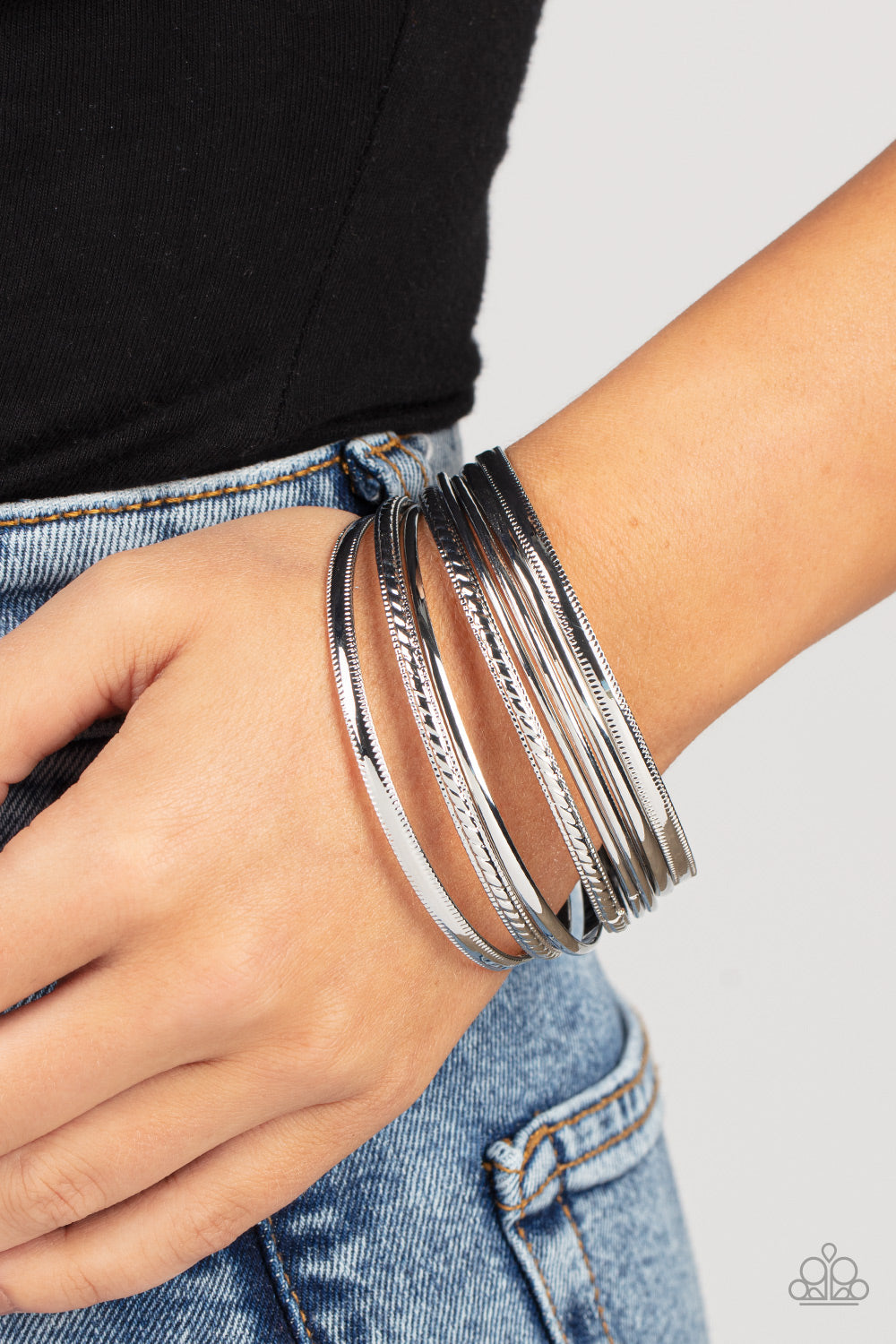 Paparazzi Stackable Shimmer - Silver Bracelet