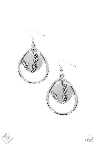 Paparazzi Earring ~ Artisan Refuge - Silver