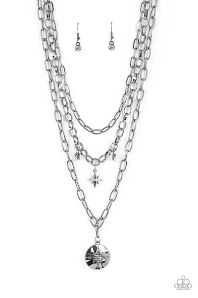 Paparazzi Under the Northern Lights