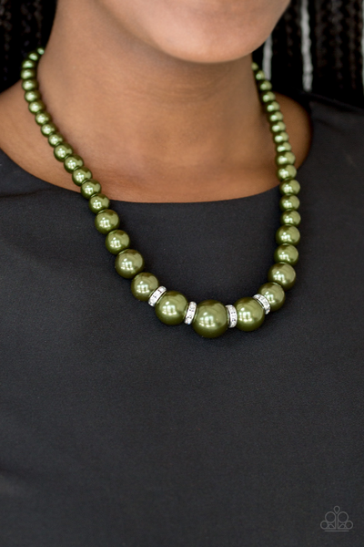 Paparazzi Party Pearls _Green