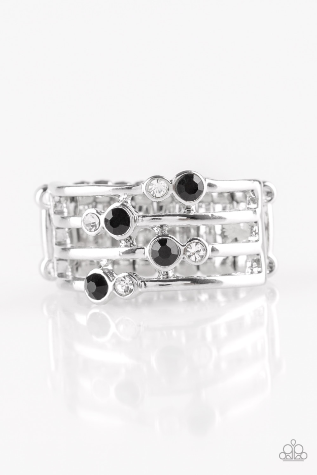 Paparazzi Sparkle Showdown - Black